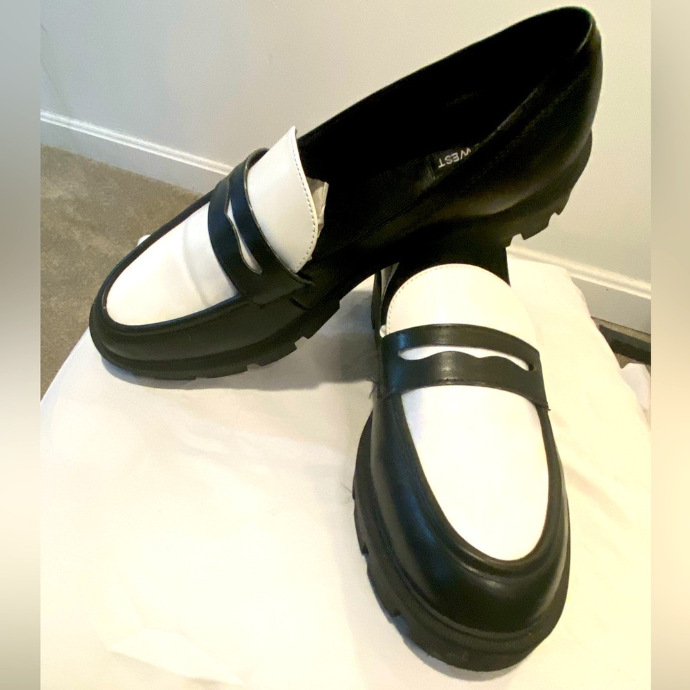 Nine West black and white lug sole loafers
